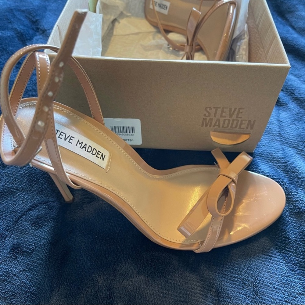 Steve Madden Bradshaw Heels